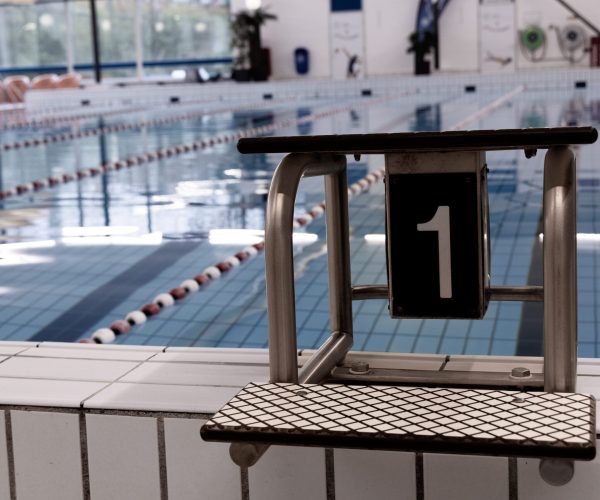 Nummer 1 zwembad duikplank